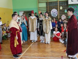 4919982871136835784911035642660086179308915n